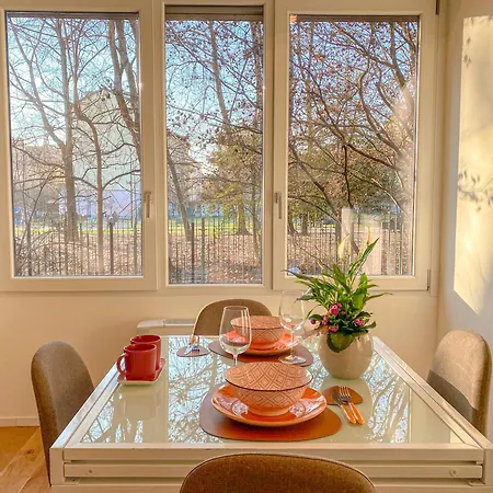Banfi - Park View Apartman